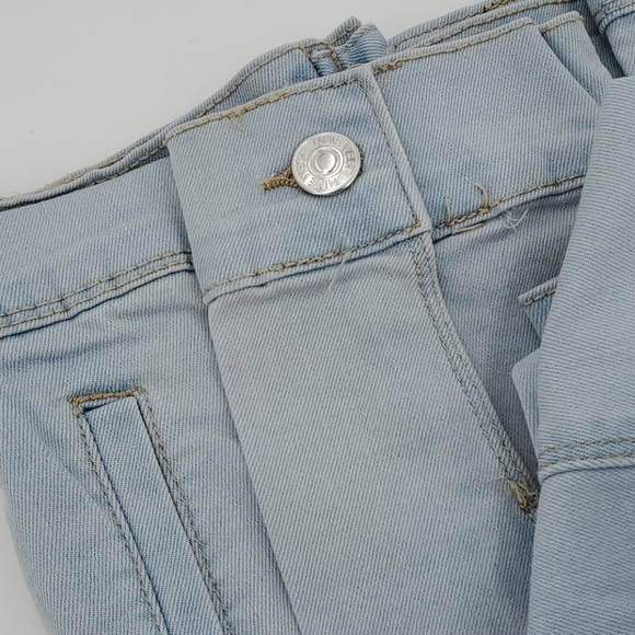 🆕️ Nine West Light Wash Jean Jacket - Picture 6 of 7